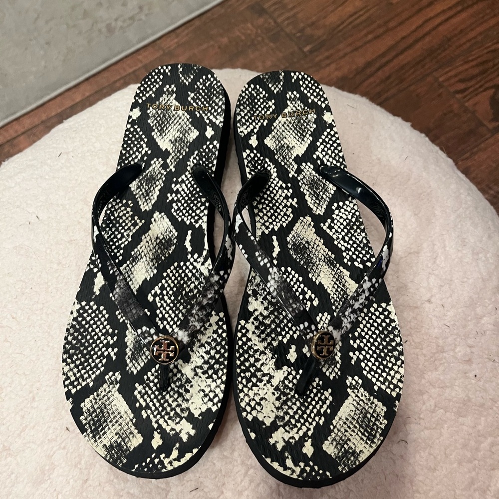 Tory Burch Flip Flops
